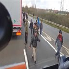 Young migrants transferred from Calais to UK