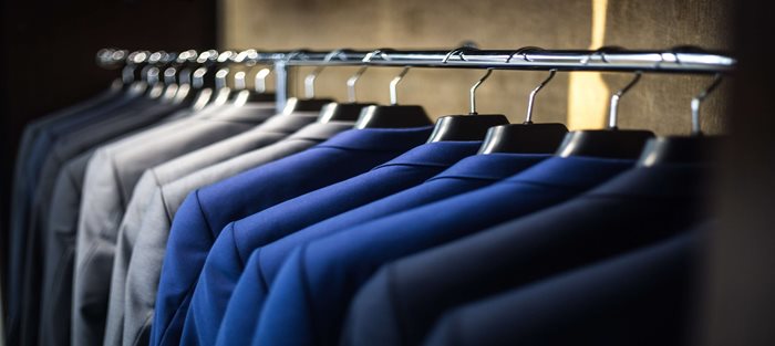 garment-storage-on-rack