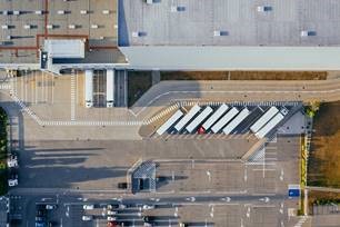 Pledge on lorry parking in Thurrock